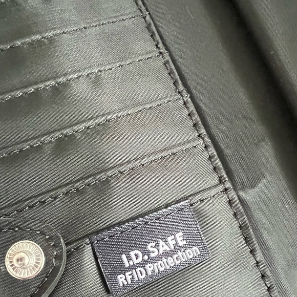 NWT NAUTICA RFID MONEY MANAGER CLUTCH CARDHOLDER WALLET ORGANIZER CASE - Picture 5 of 8